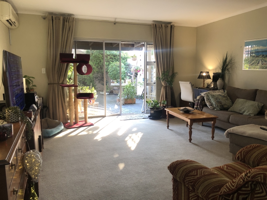 To Let 2 Bedroom Property for Rent in Century City Western Cape